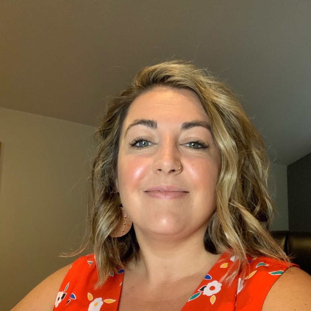 Meet your Posher, Mandy